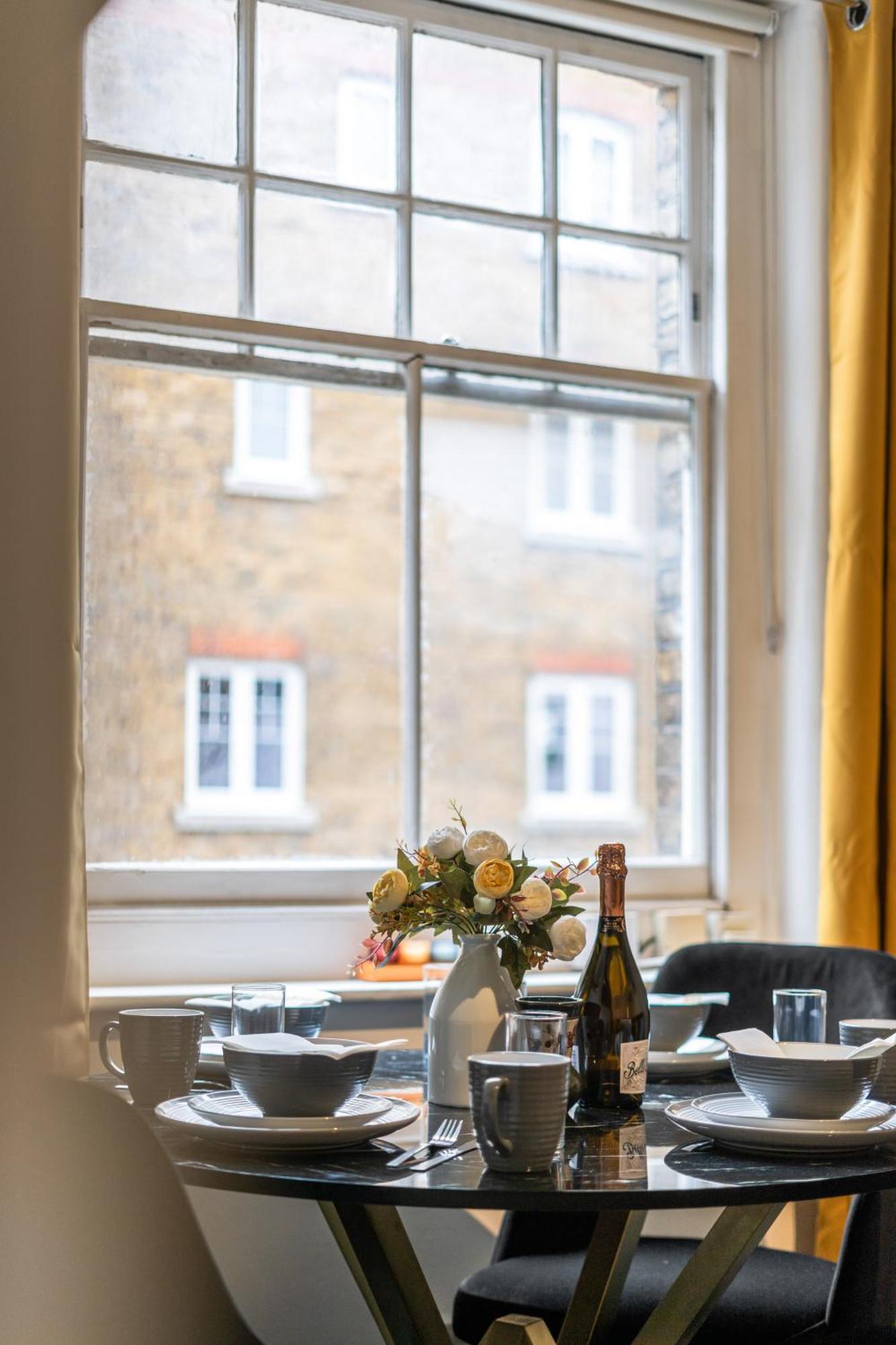 Chic Urban Retreat 1 Bedroom Gem In Covent Garden London Exterior photo